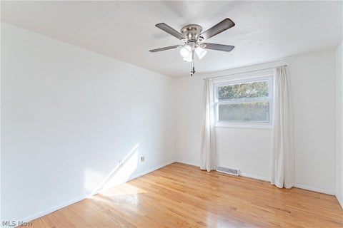 Tiny photo for 5283 Hickory Drive, Lyndhurst, OH 44124 (MLS # 5255057)