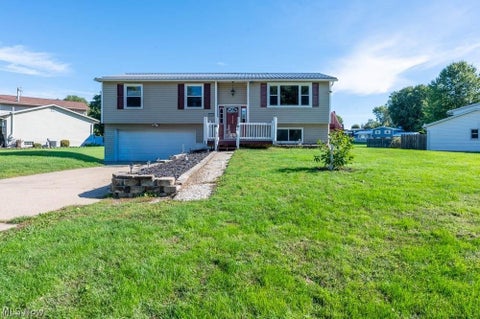 Tiny photo for 3344 Berrywood Avenue SW, Canton, OH 44706 (MLS # 5257050)