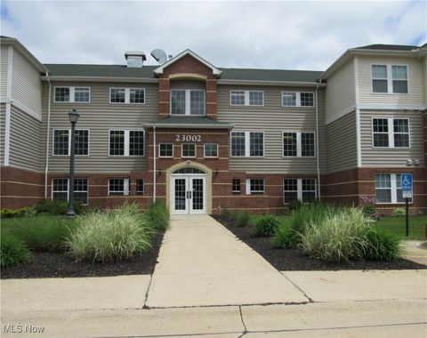 23002 Chandlers Lane 101 Olmsted Falls OH 44138