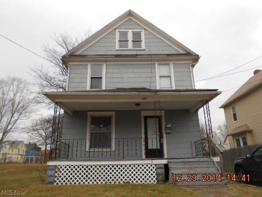 Nice 3 bedroom, 1 bath colonial on quiet park like setting.  This home has great yard, nice layout, open kitchen, large rooms and full basement.This is a Fannie Mae Homepath property.  Buyer responsible for any inspections and repairs needed.
