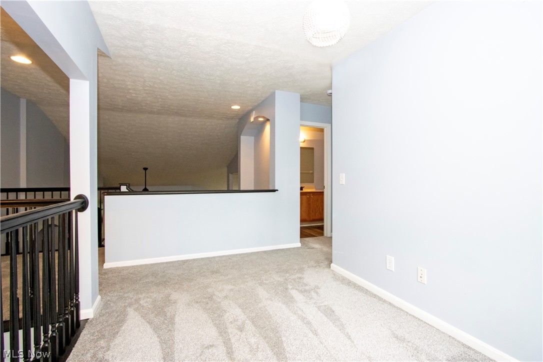 Ridgewood Falls Condo Ph 09 - Residential