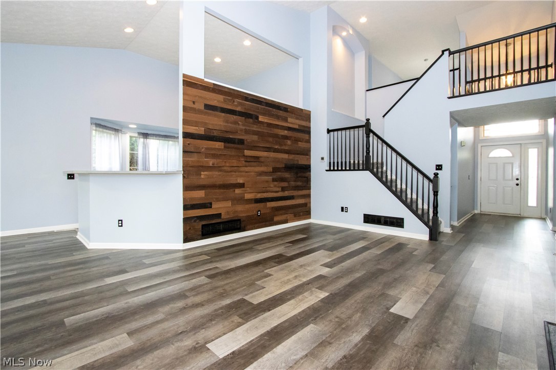 Ridgewood Falls Condo Ph 09 - Residential