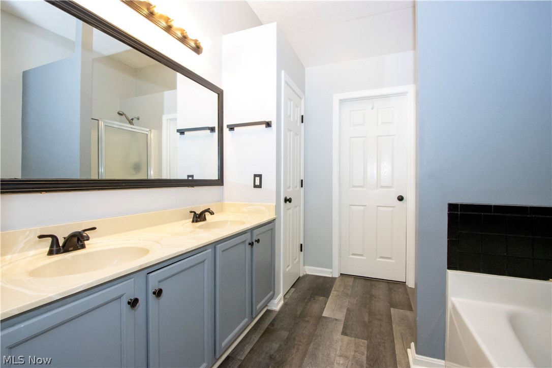 Ridgewood Falls Condo Ph 09 - Residential