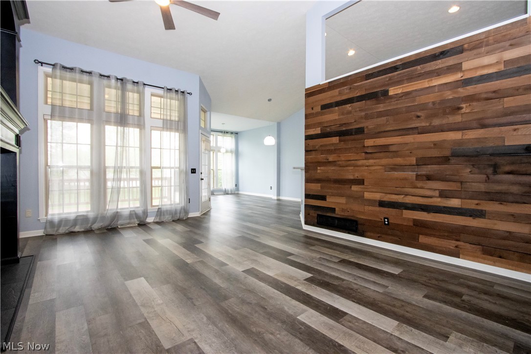 Ridgewood Falls Condo Ph 09 - Residential