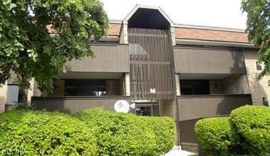 Ridgeglen Condo - Residential