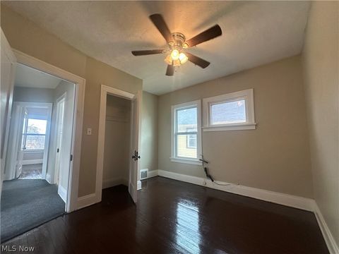 Tiny photo for 487 E 149th Street #up, Cleveland, OH 44110 (MLS # 5190483)