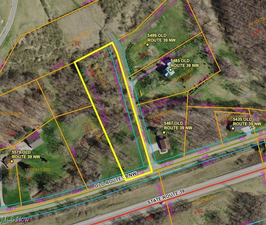 Beautiful 1.6+/- acre country setting.  108' frontage on Old 39 with private wooded lot.  Excellent location for your new home in Dover School District.  50' private drive along the right side of the lot providing access to the back portion of the lot.