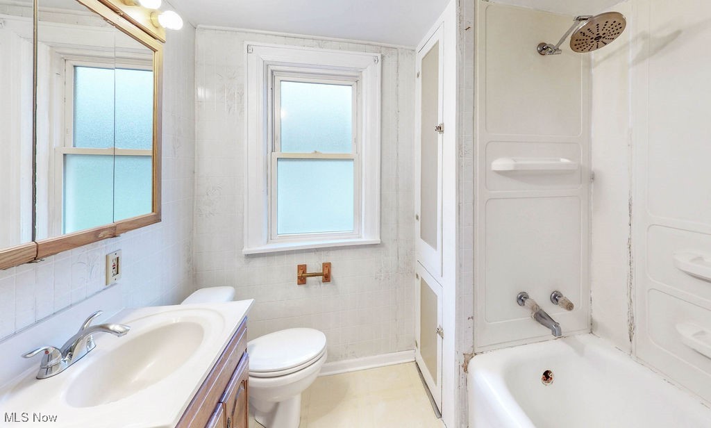 3221 Killian Road, Uniontown, Ohio image 27