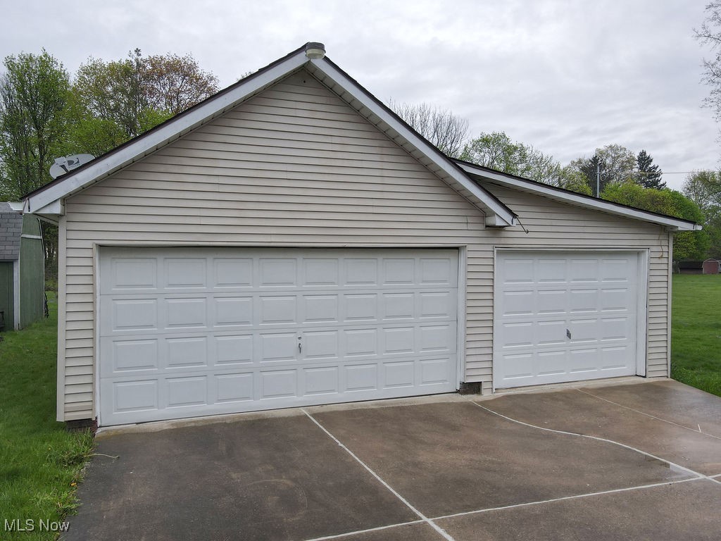 3221 Killian Road, Uniontown, Ohio image 3