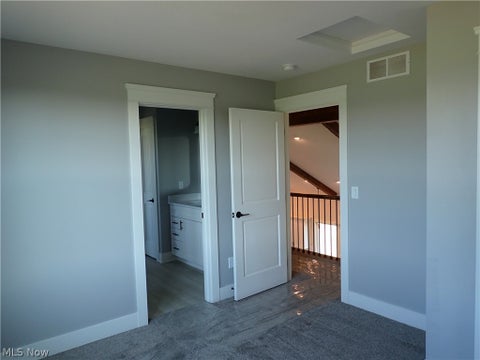 Tiny photo for 3071 Meadow Creek Drive, Aurora, OH 44202 (MLS # 5238365)