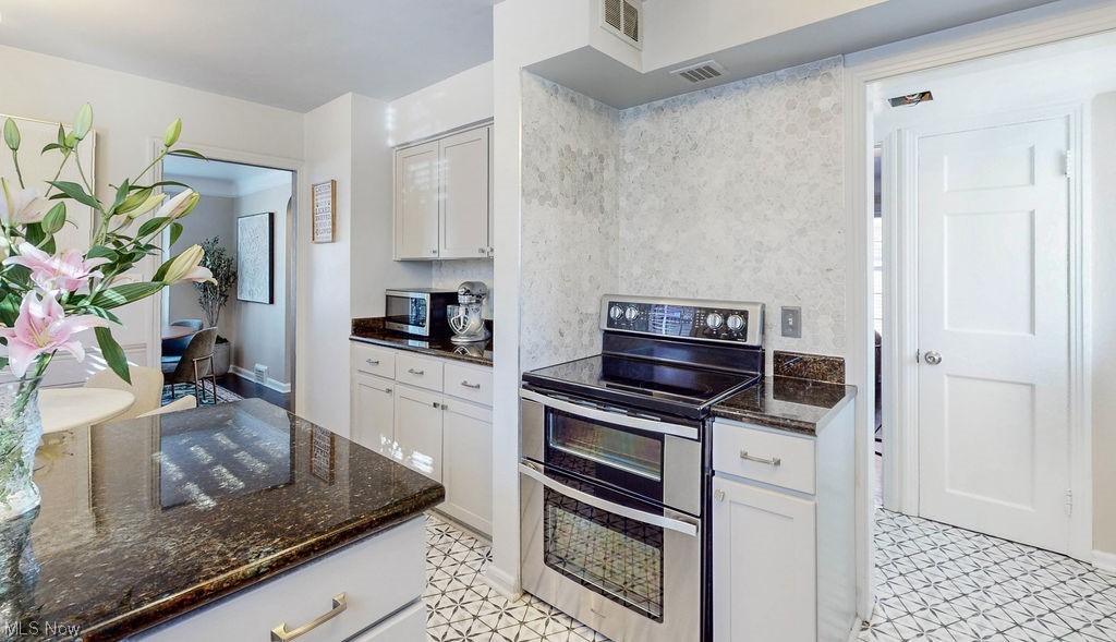 Van Sweringen Cos 22 - Residential