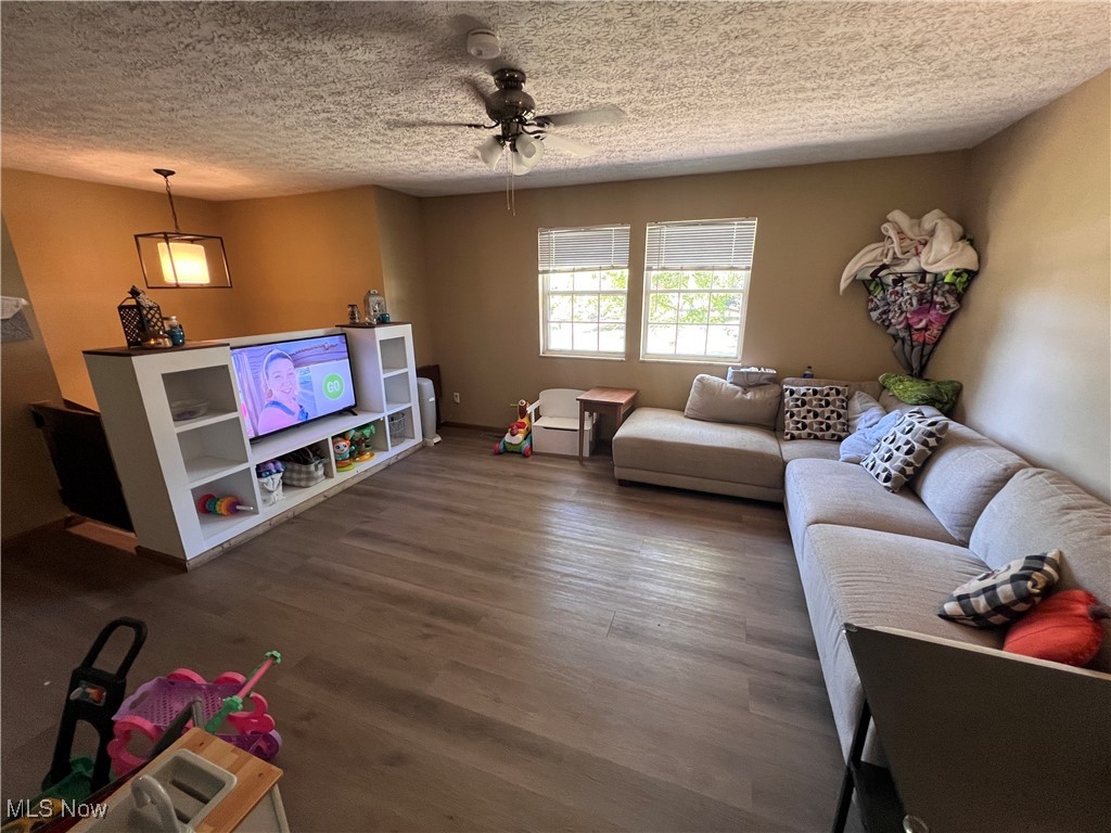 Colonial Heights Sub - Residential