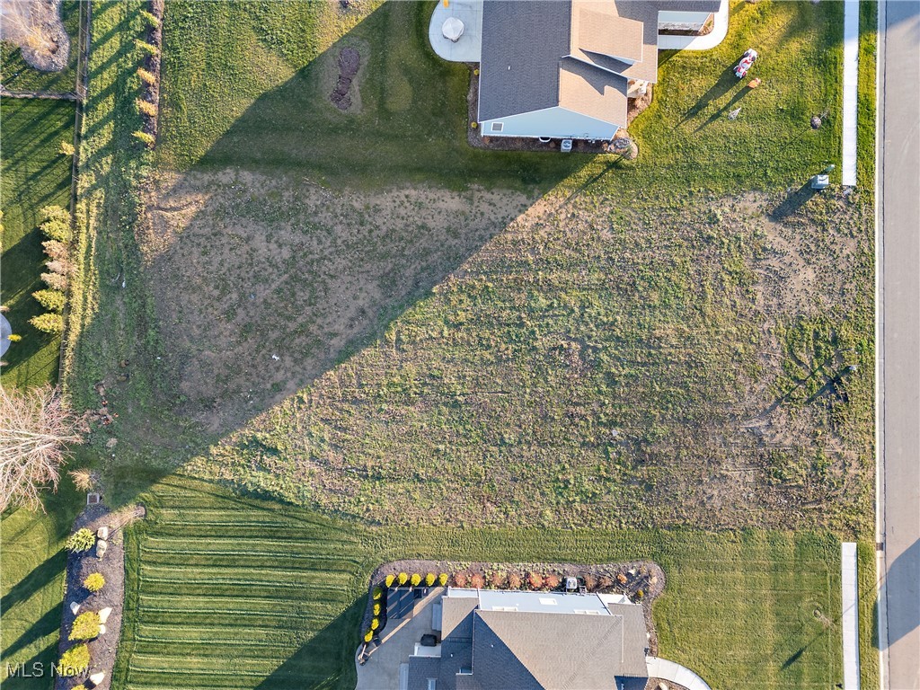 Orchard Avenue, Hubbard, Ohio image 2
