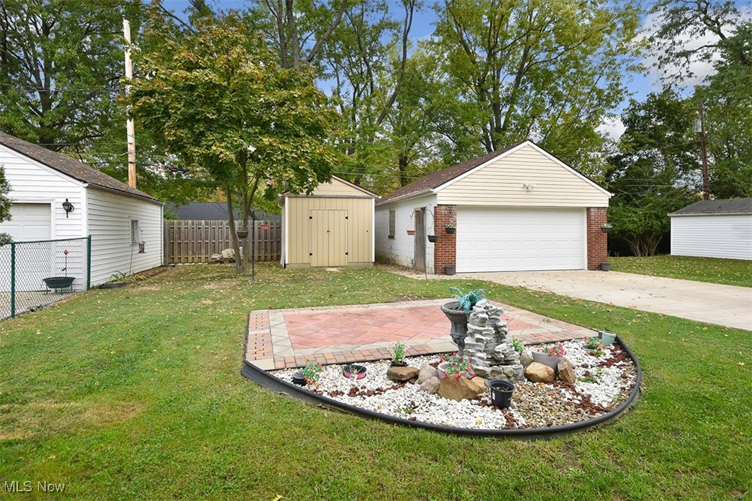 Kleinman Realty Co Briar Cliff - Residential