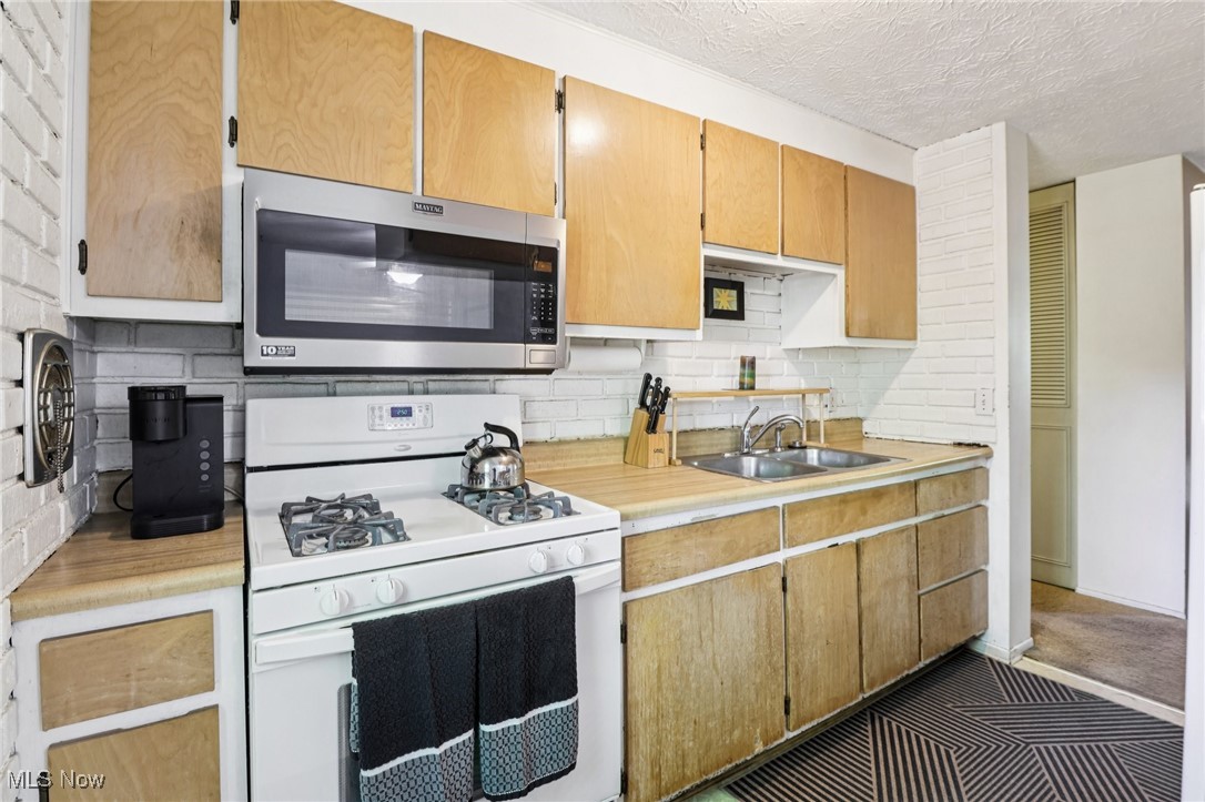 Madison Golf Lakelands Resub No1 - Residential