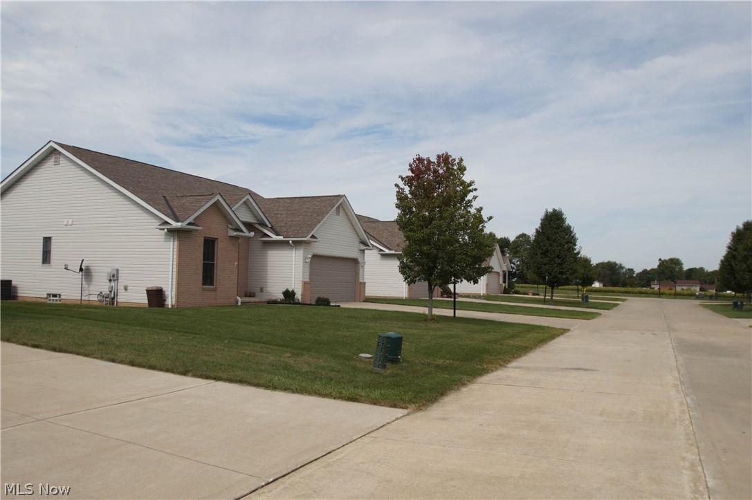Vista Ridge Condos/Medina County - Residential