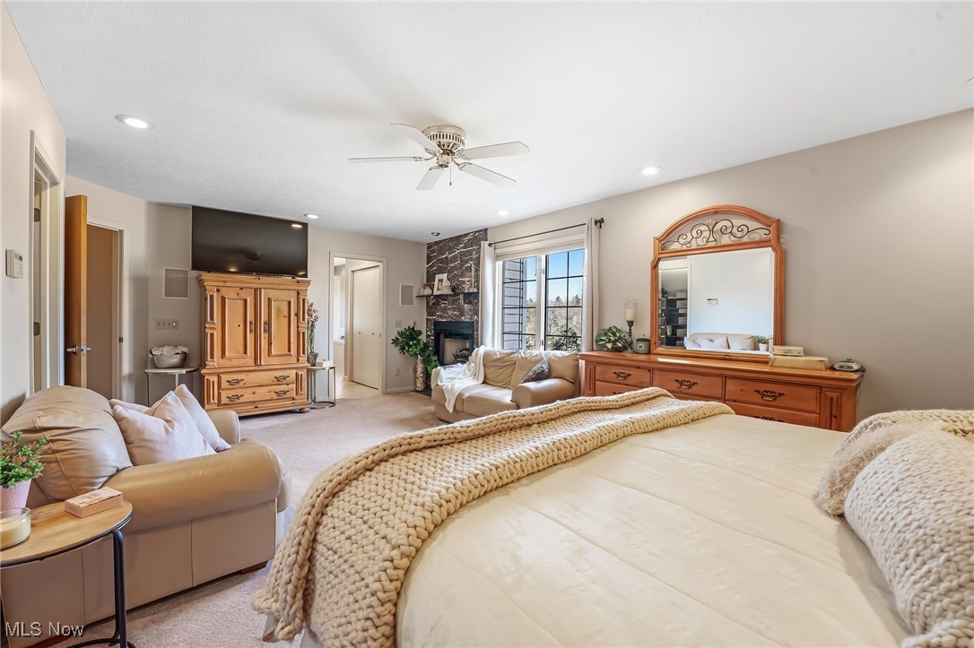 1343 Vermillion Drive, New Franklin, Ohio image 14