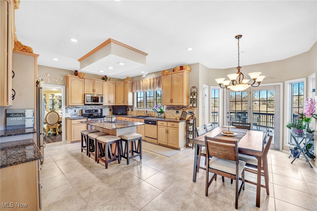 1343 Vermillion Drive, New Franklin, Ohio image 5