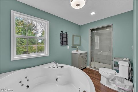 Tiny photo for 33932 Roberts Road, Eastlake, OH 44095 (MLS # 5209163)