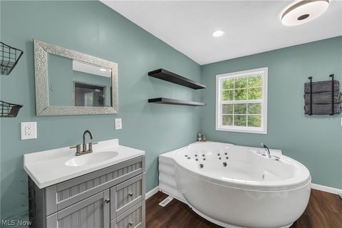 Tiny photo for 33932 Roberts Road, Eastlake, OH 44095 (MLS # 5209163)