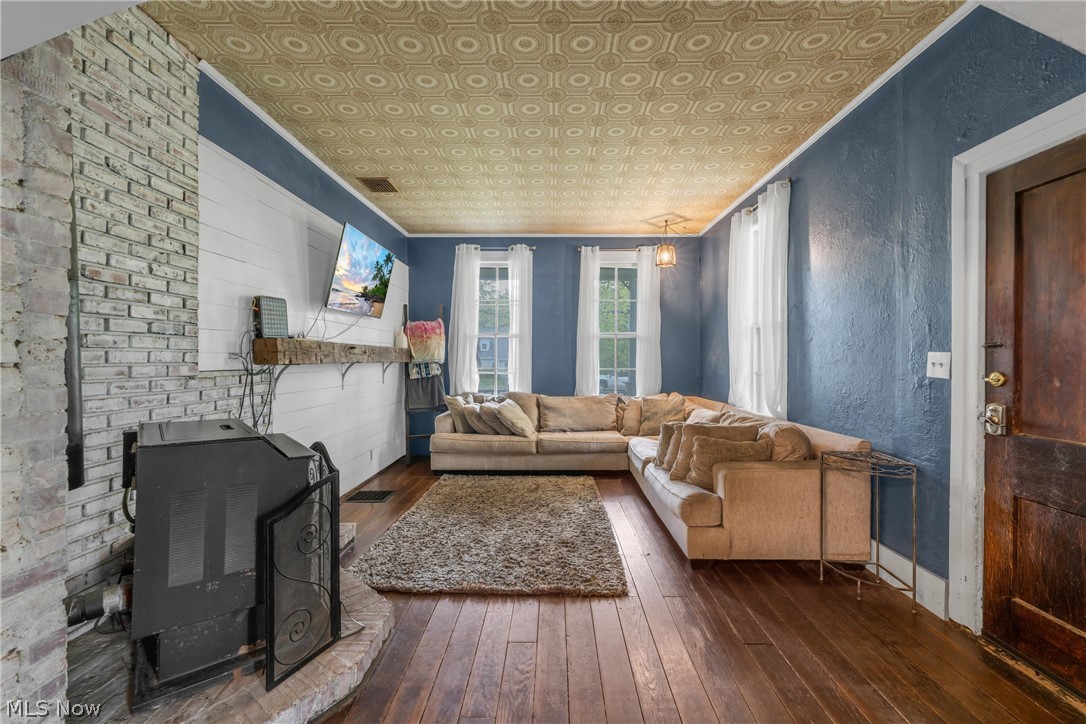 Willoughby Land & Imp Co - Residential