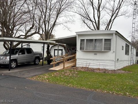 Homes For Sale - 12205 Goshen Road #23<br/> Salem, OH 44460
