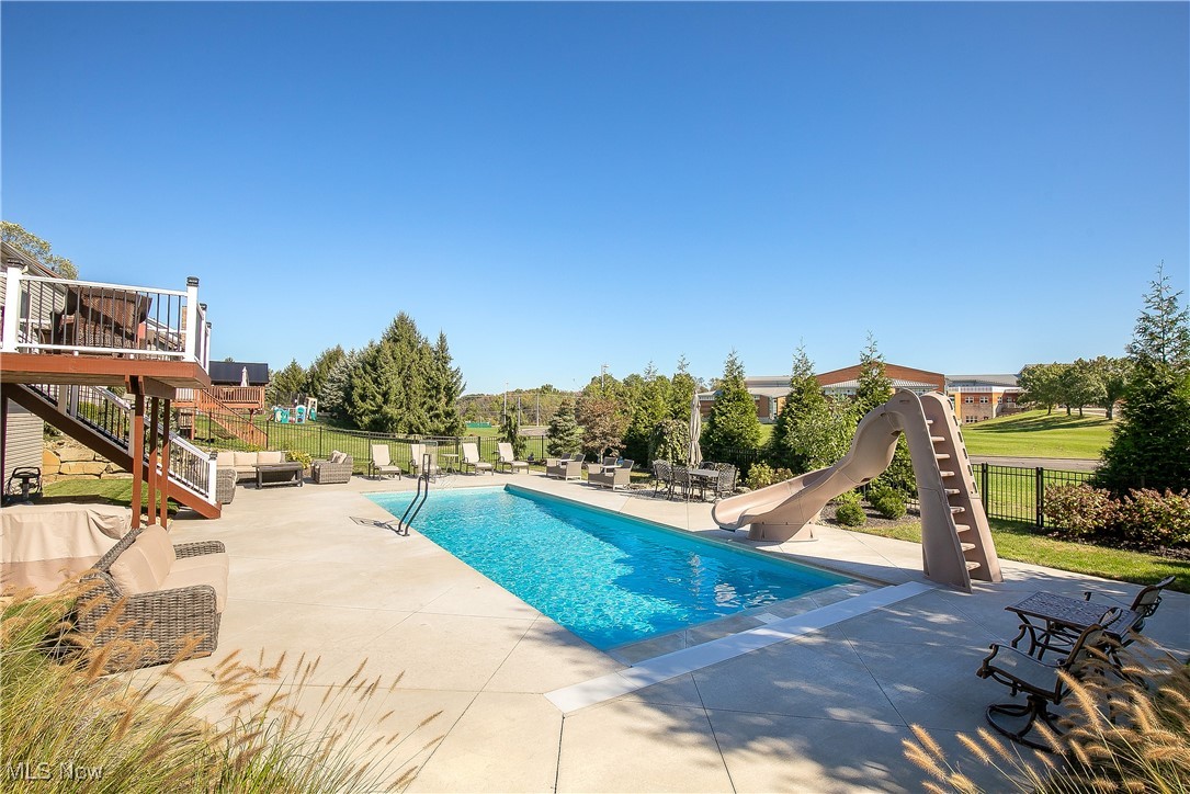 Rolling Green 01 - Residential