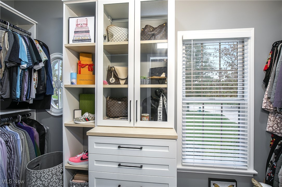 Rolling Green 01 - Residential