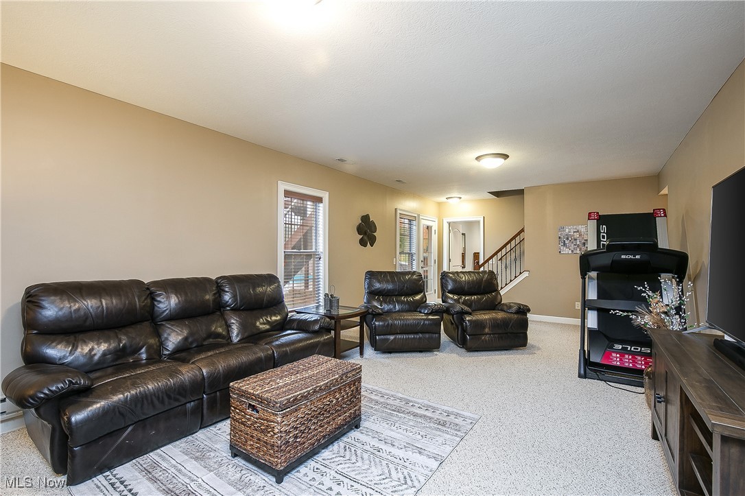 Rolling Green 01 - Residential