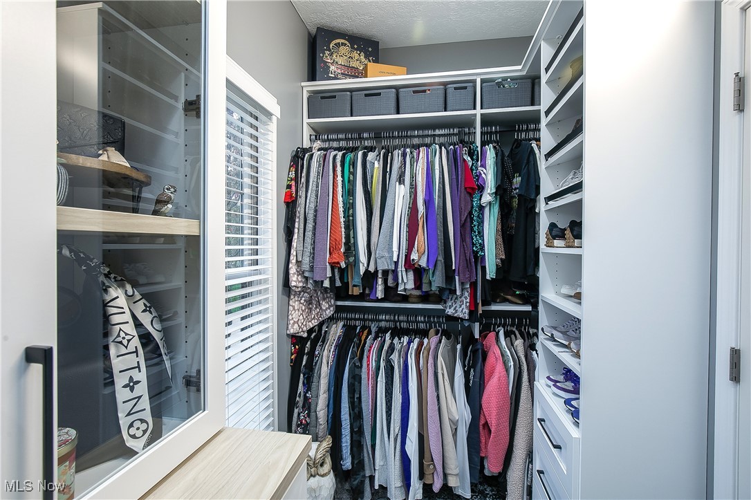 Rolling Green 01 - Residential