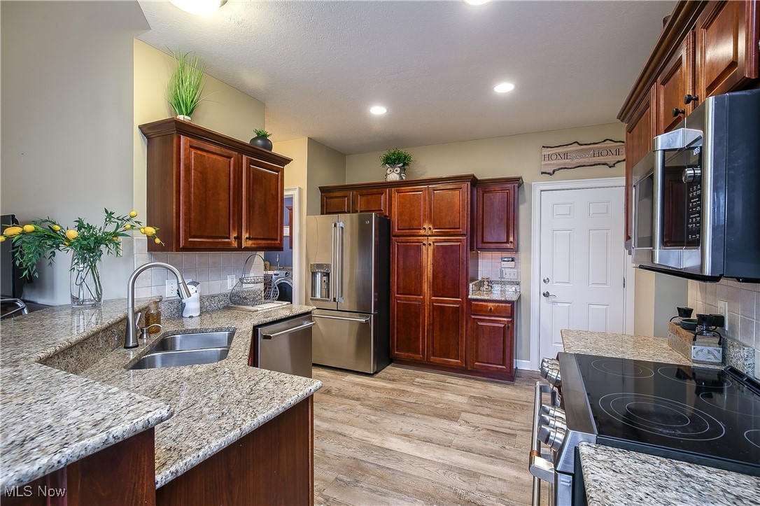 Rolling Green 01 - Residential