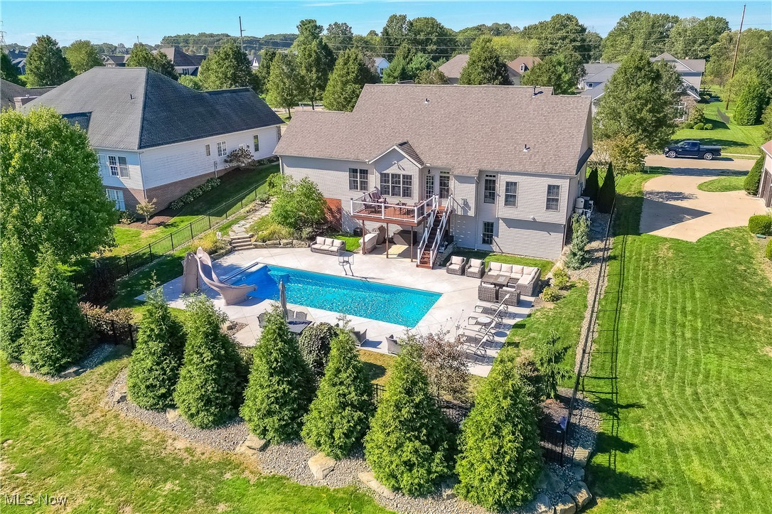 Rolling Green 01 - Residential