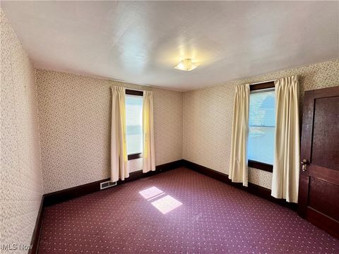 Tiny photo for 295 E Martin Street, East Palestine, OH 44413 (MLS # 5156497)