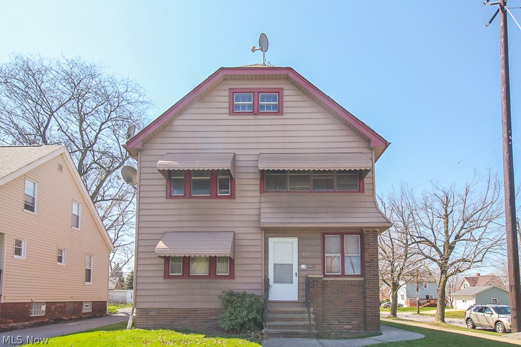 St Clair - Residential Lease