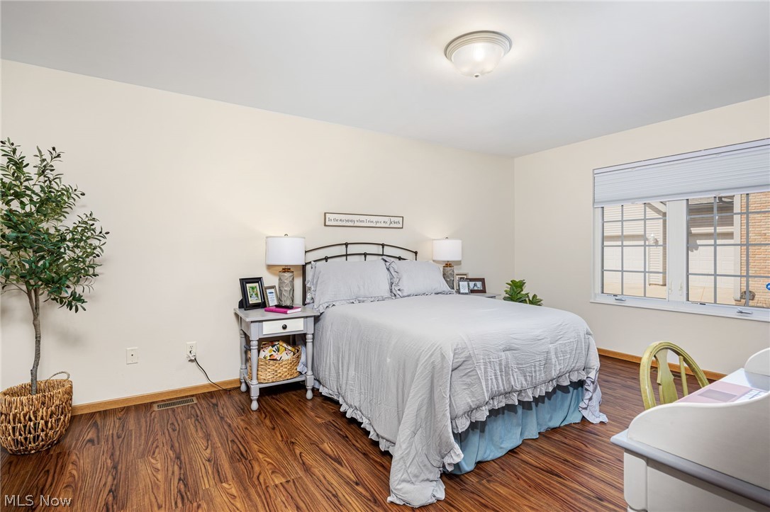 Creek Condos Ph 8 - Residential