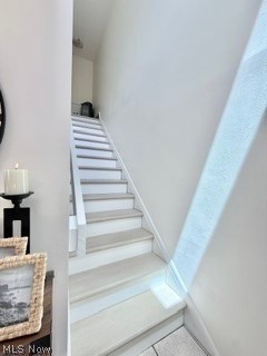 Lake/Falls Condo - Residential