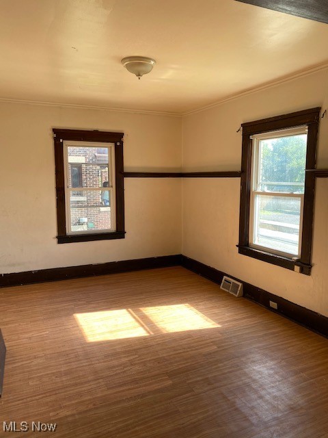 City/Youngstown - Commercial Sale