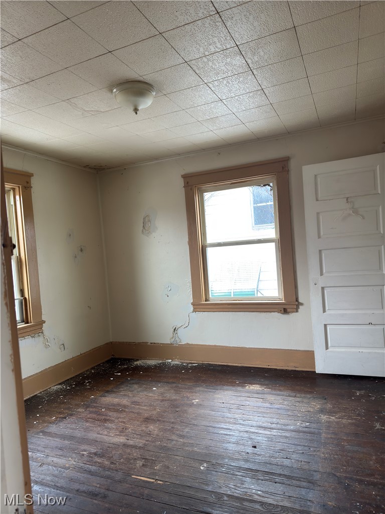 City/Youngstown - Commercial Sale