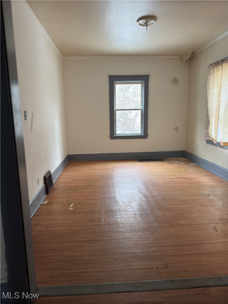 City/Youngstown - Commercial Sale