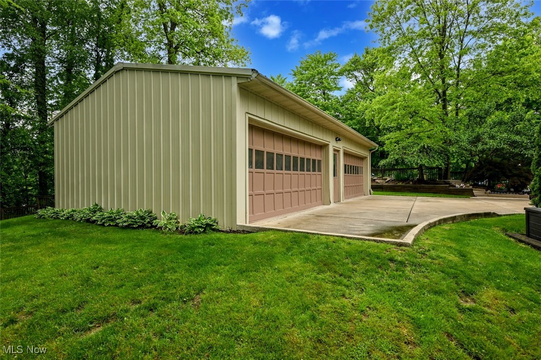 240 Waterside Drive, Medina, Ohio image 12