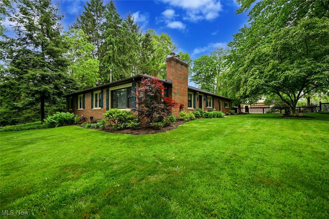 240 Waterside Drive, Medina, Ohio image 3