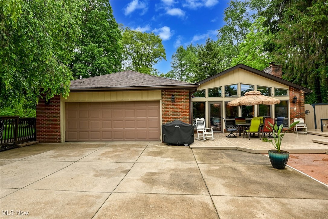 240 Waterside Drive, Medina, Ohio image 7