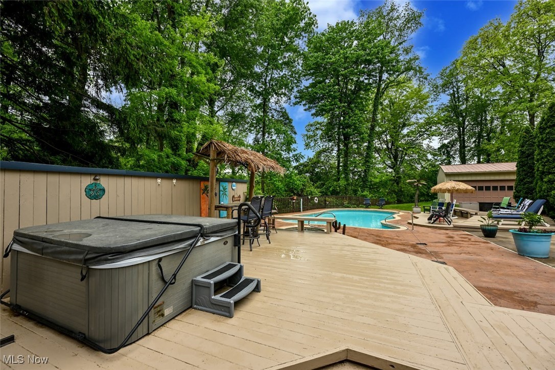 240 Waterside Drive, Medina, Ohio image 9