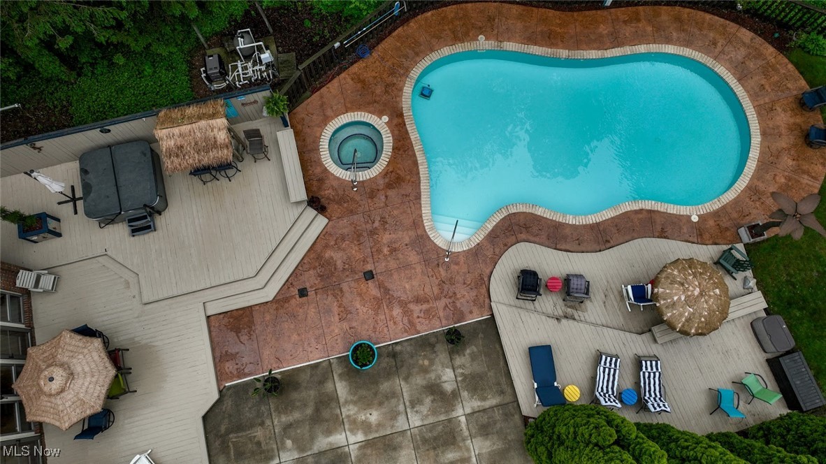 240 Waterside Drive, Medina, Ohio image 16