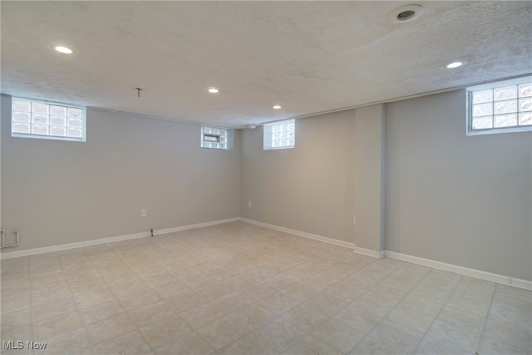 Aupings Gardens - Residential