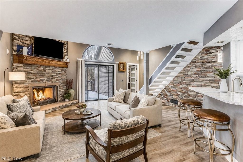 Photo of 4032 Saint Andrews Court #1, Canfield, OH 44406 (MLS # 5186541)