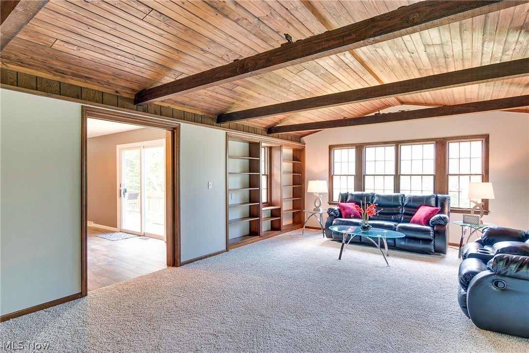 Hobby Horse Farm - Residential