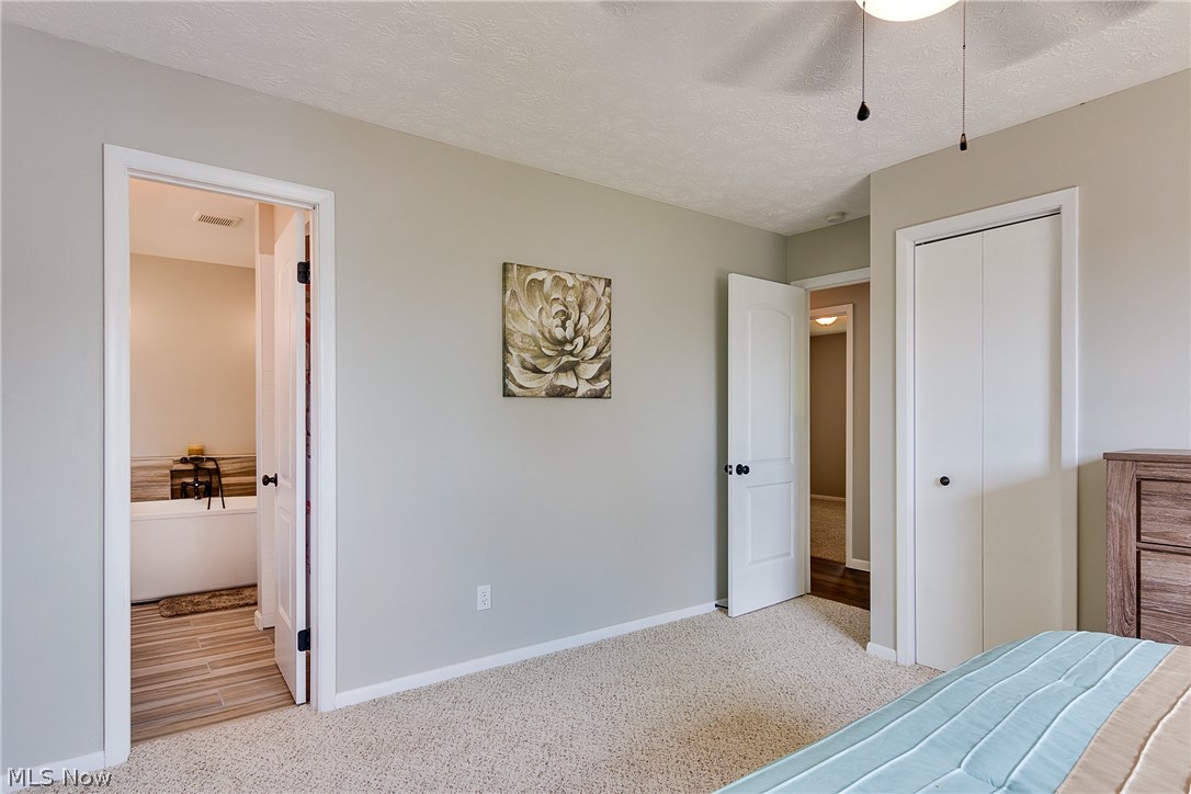 Hobby Horse Farm - Residential