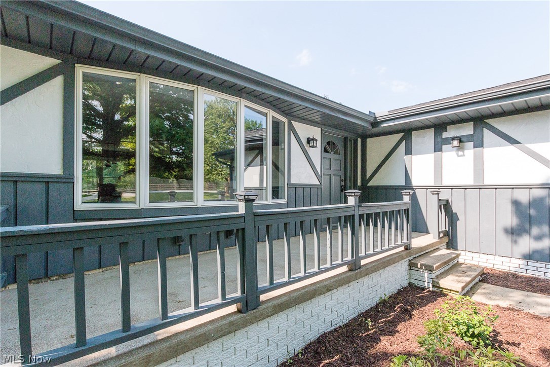 Hobby Horse Farm - Residential