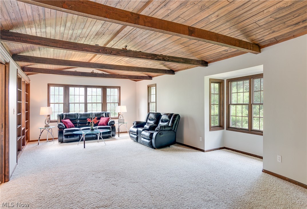 Hobby Horse Farm - Residential